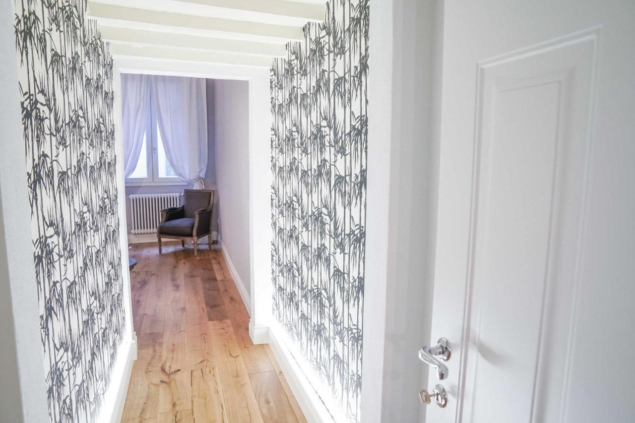 Art Apartment Black & White Suite Firenze Bagian luar foto